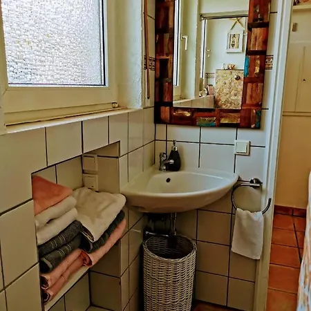 Apartamento Maison Blanche - Gemütliche Garten-apartment Zwischen Köln Und Düsseldorf *