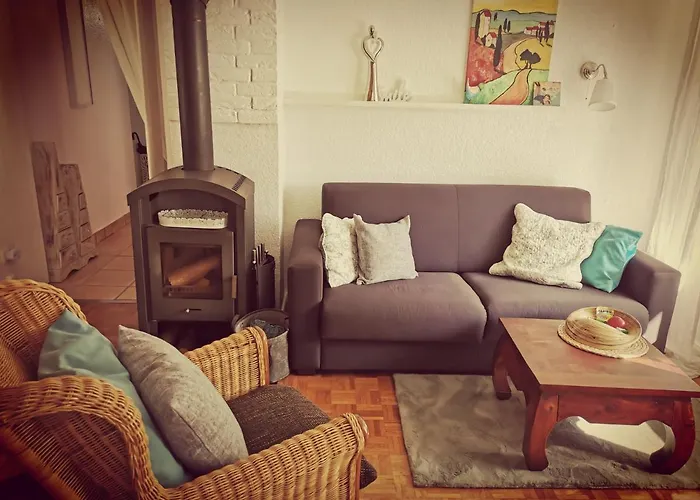 Maison Blanche - Gemütliche Garten-apartment Zwischen Köln Und Düsseldorf Apartment Grevenbroich